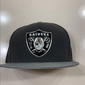 New Era Raiders fitted hat